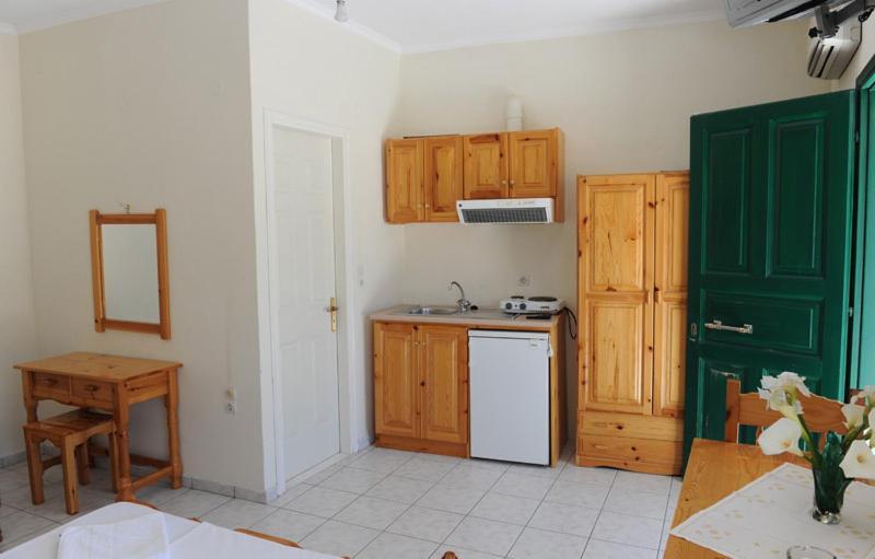 Mediterraneo studios Vasilikí Habitación foto